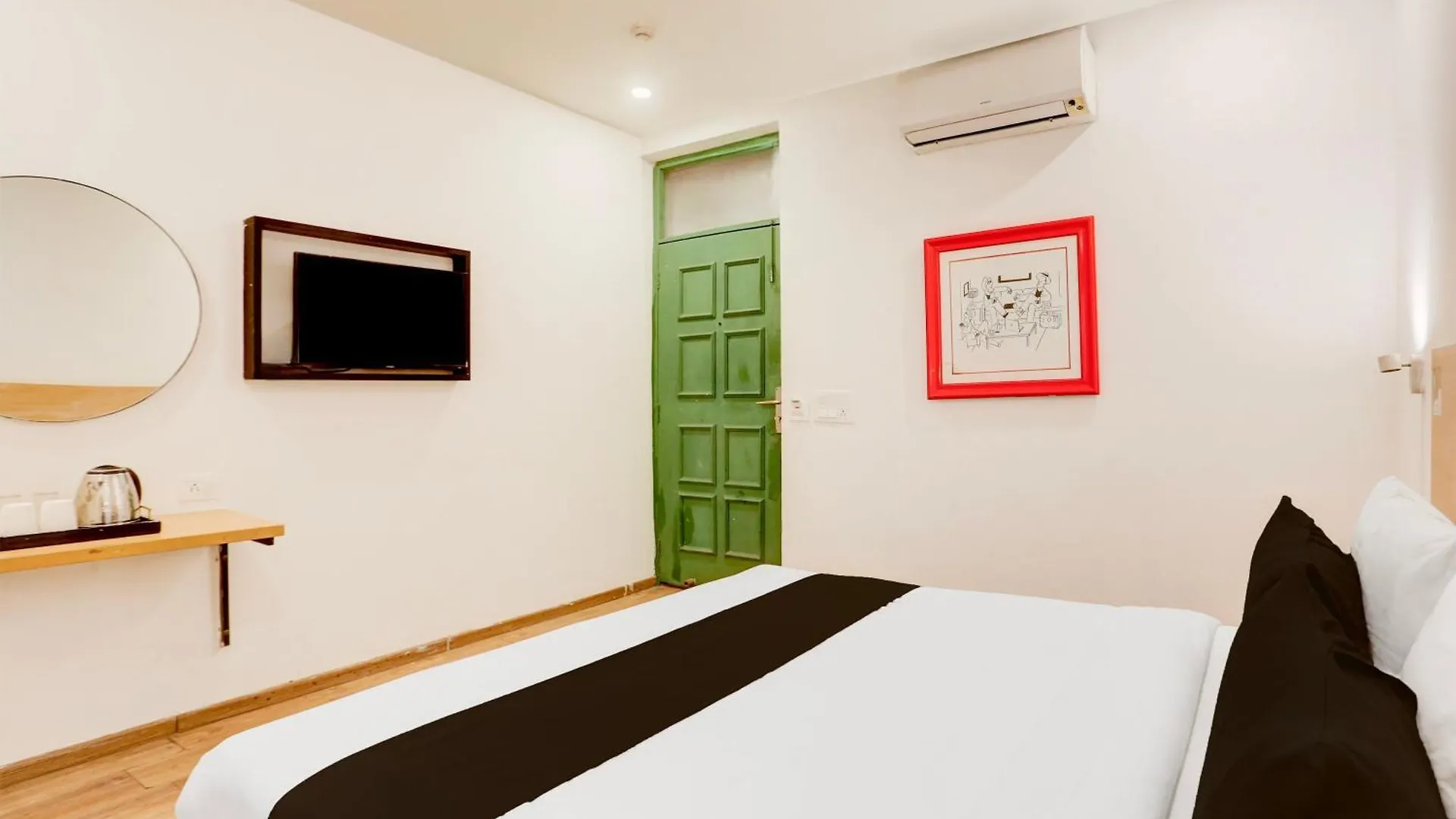 Super Townhouse Sector 64 Near Worldmark Gurugram Formerly Vero Gurgaon Hotel