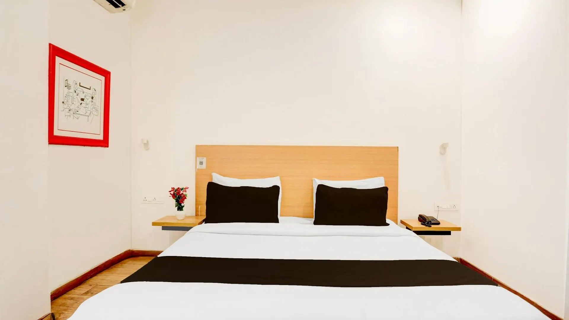 Super Townhouse Sector 64 Near Worldmark Gurugram Formerly Vero Gurgaon India