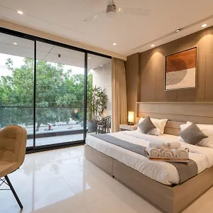 The Lodgers Luxury Near Golf Course Road Gurgaon